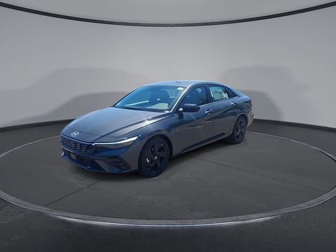 New 2026 Hyundai Elantra SEL Sport Premium FWD image 5
