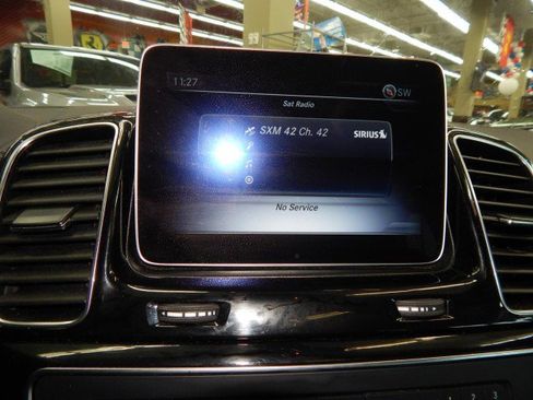 Used 2019 Mercedes-Benz GLS 450 4MATIC w/ Premium 1 Package image 29