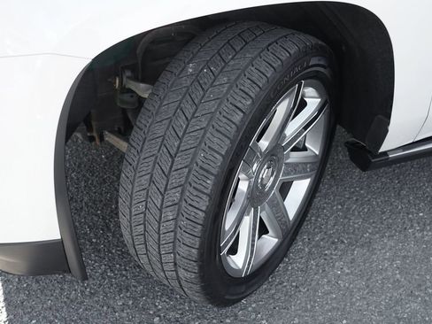 Used 2015 Cadillac Escalade Premium image 53