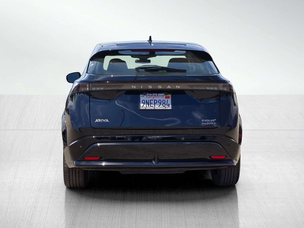 Used 2024 Nissan Ariya AWD image 6