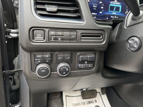 Used 2022 Chevrolet Tahoe RST w/ Luxury Package image 18