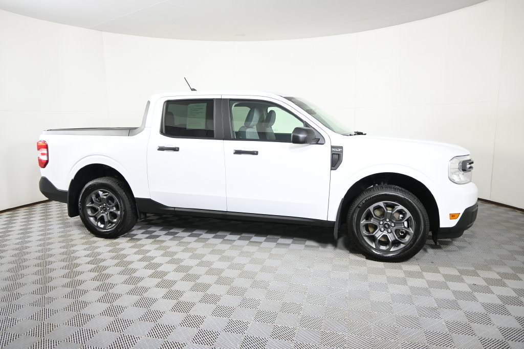 Used 2023 Ford Maverick XLT FWD image 9
