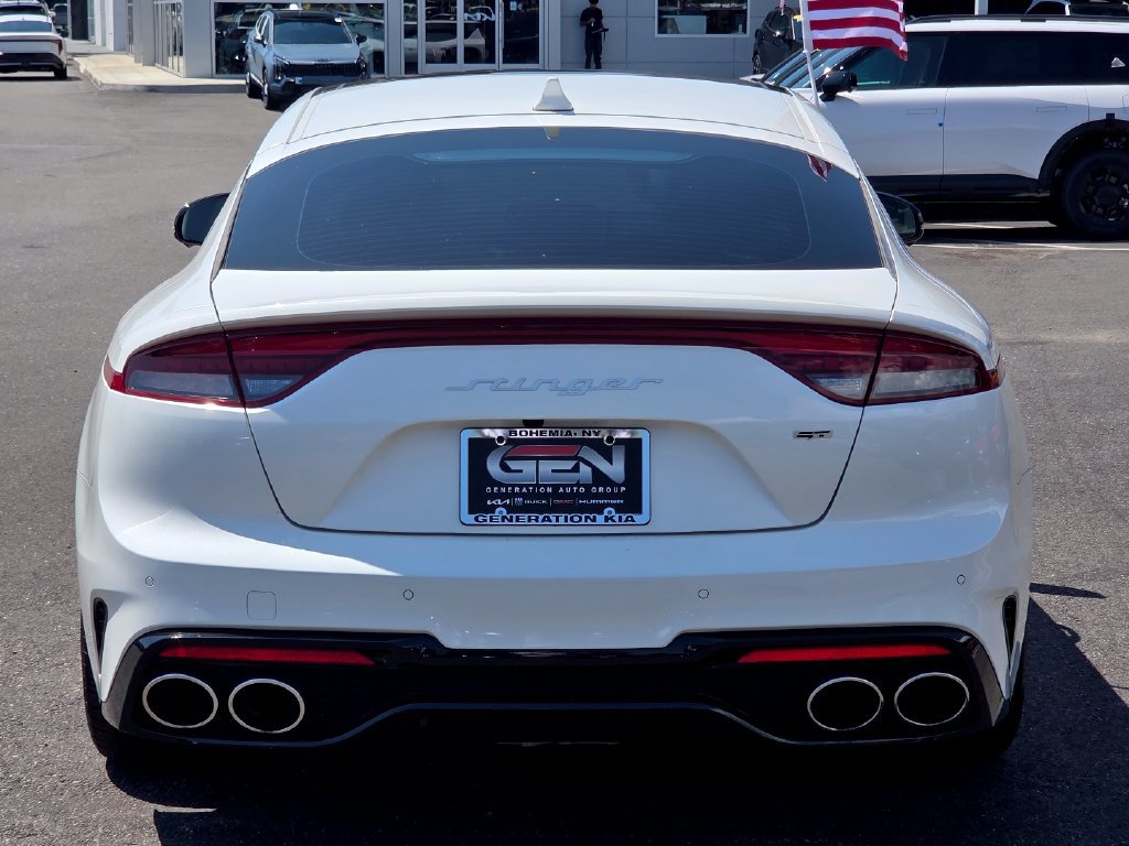 Used 2023 Kia Stinger GT2 AWD/4WD image 5