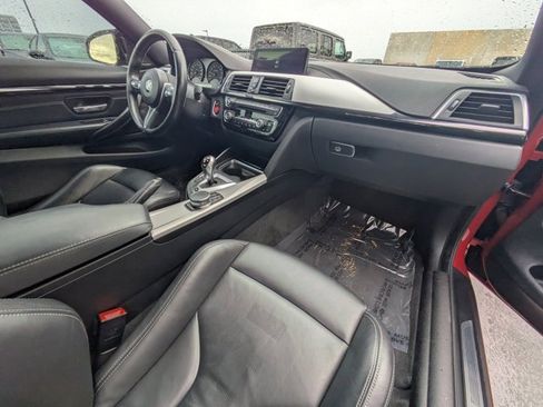 Used 2019 BMW M4 Base image 11