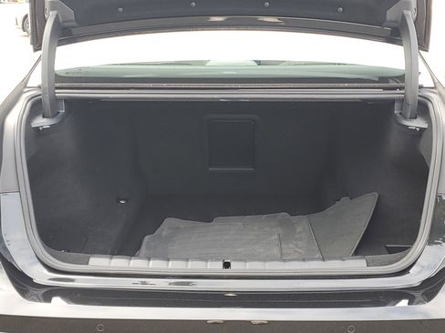 Certified 2023 BMW 760i xDrive w/ Executive Package image 25