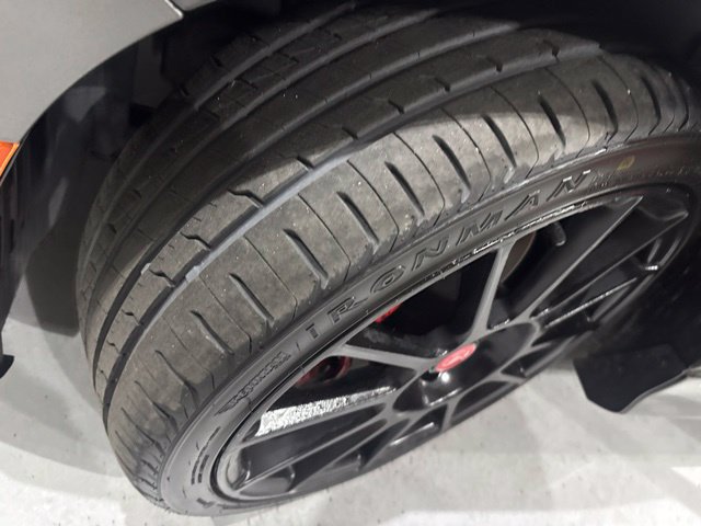 Used 2013 FIAT 500 Abarth w/ Beats Audio Pkg FWD image 31