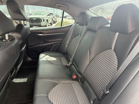 Certified 2022 Toyota Camry SE image 14