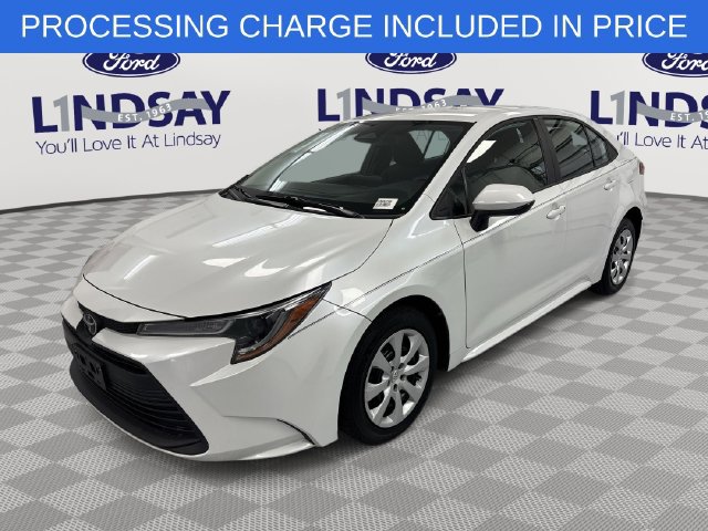 Used 2023 Toyota Corolla LE FWD image 1