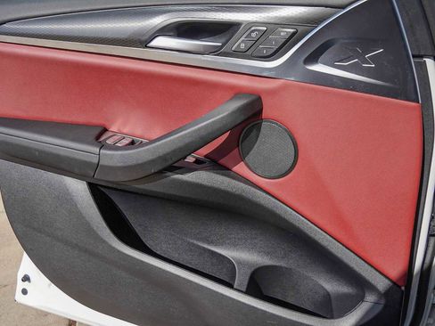 Used 2024 BMW X3 sDrive30i w/ M Sport Package image 25