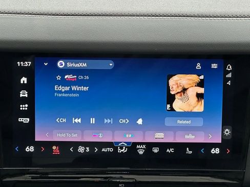 New 2025 Lincoln Navigator Reserve AWD/4WD image 13
