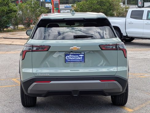 New 2026 Chevrolet Equinox LT w/ Safety and Technology Package FWD image 5