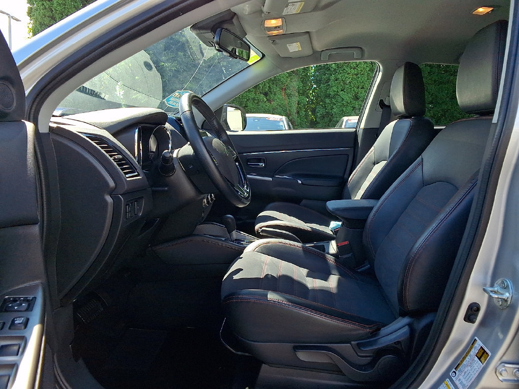 Used 2024 Mitsubishi Outlander Sport ES AWD/4WD image 14