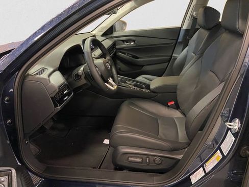 New 2025 Honda Accord Touring image 9