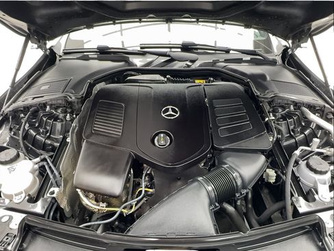 Used 2025 Mercedes-Benz CLE 300 4MATIC Coupe image 18