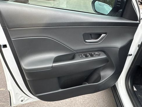 New 2026 Hyundai Kona SEL Premium image 10