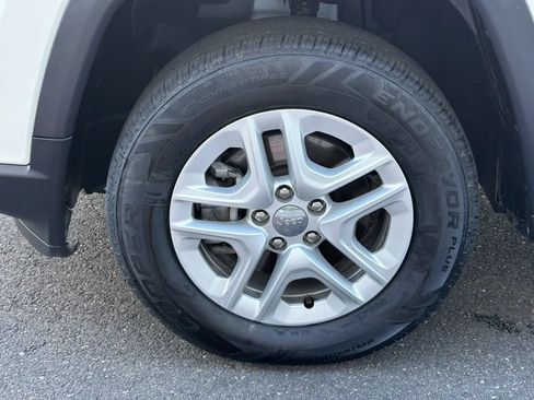 Used 2018 Jeep Compass Sport AWD/4WD image 27