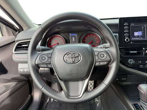 Used 2023 Toyota Camry XSE FWD image 12