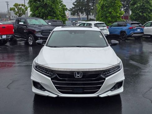 Used 2022 Honda Accord Sport image 10