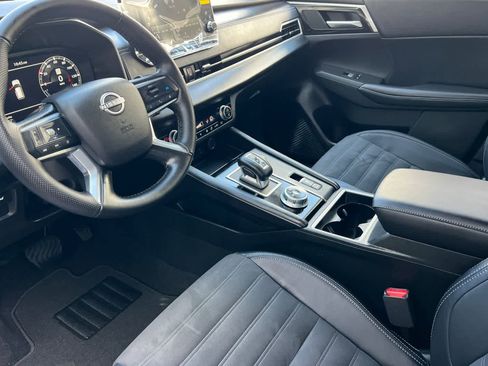 New 2026 Nissan Rogue SL image 12