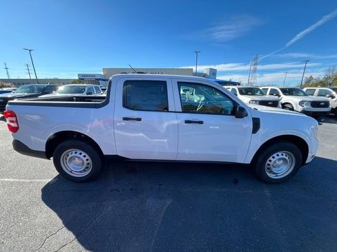 New 2025 Ford Maverick XL w/ Equipment Group 101A image 8