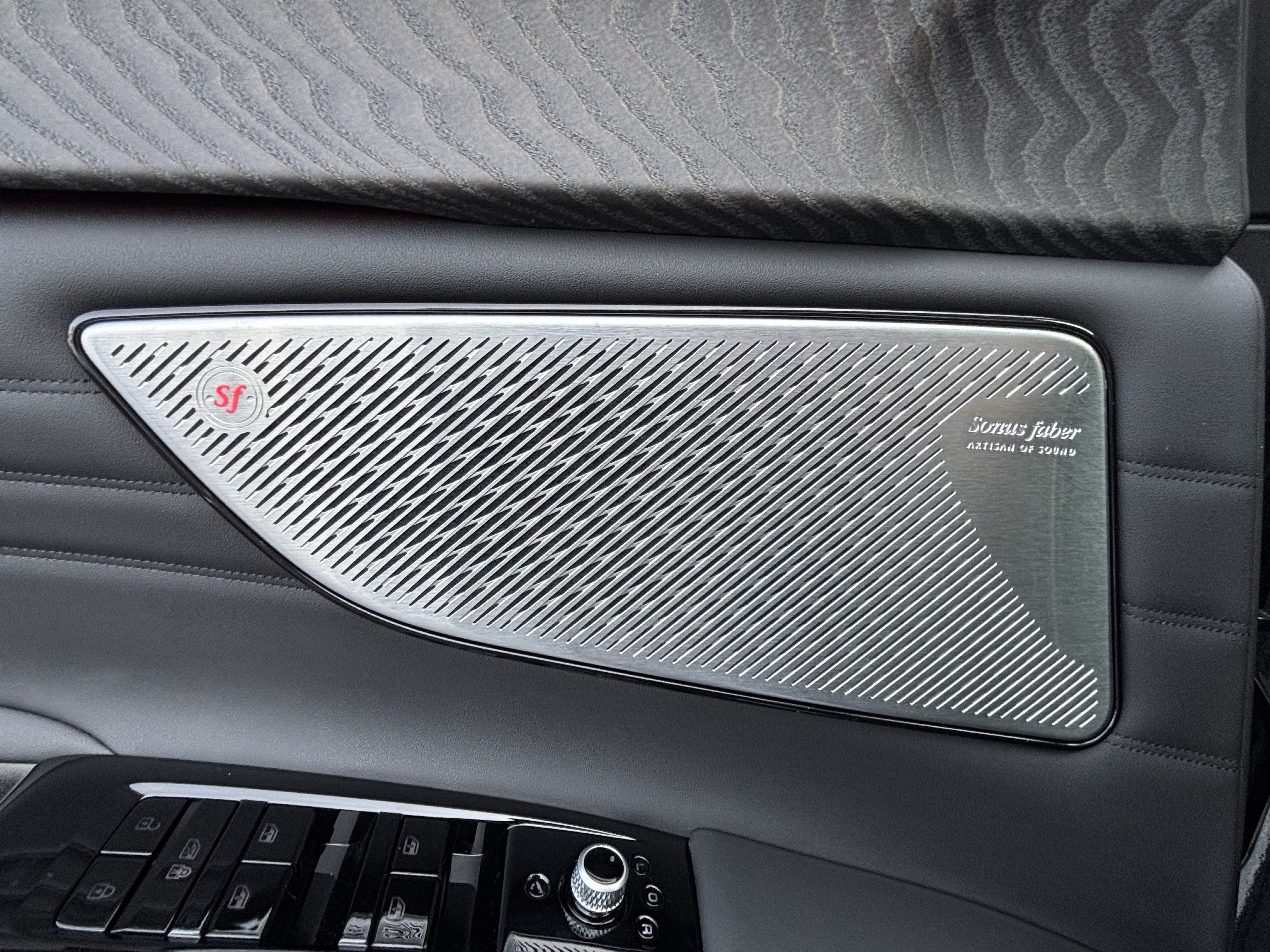 Used 2025 Maserati Grecale Folgore AWD/4WD image 35