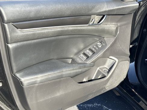 Used 2021 Honda Accord Sport image 15