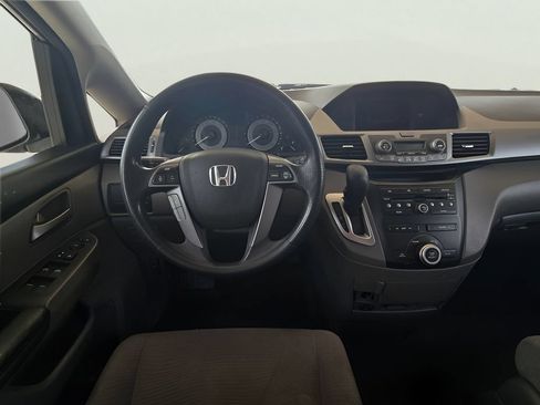 Used 2013 Honda Odyssey LX image 4