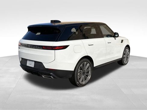New 2026 Land Rover Range Rover Sport SE AWD/4WD image 8