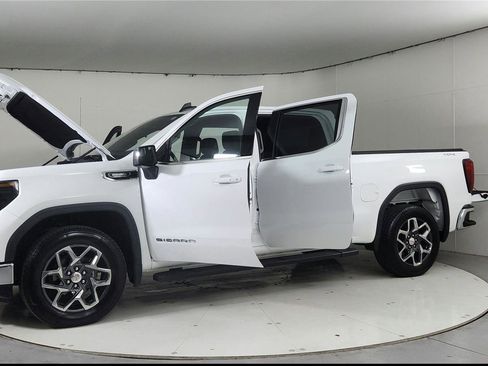 Used 2026 GMC Sierra 1500 SLE AWD/4WD image 10