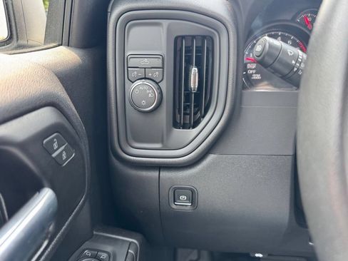 Used 2025 Chevrolet Silverado 1500 W/T RWD image 4