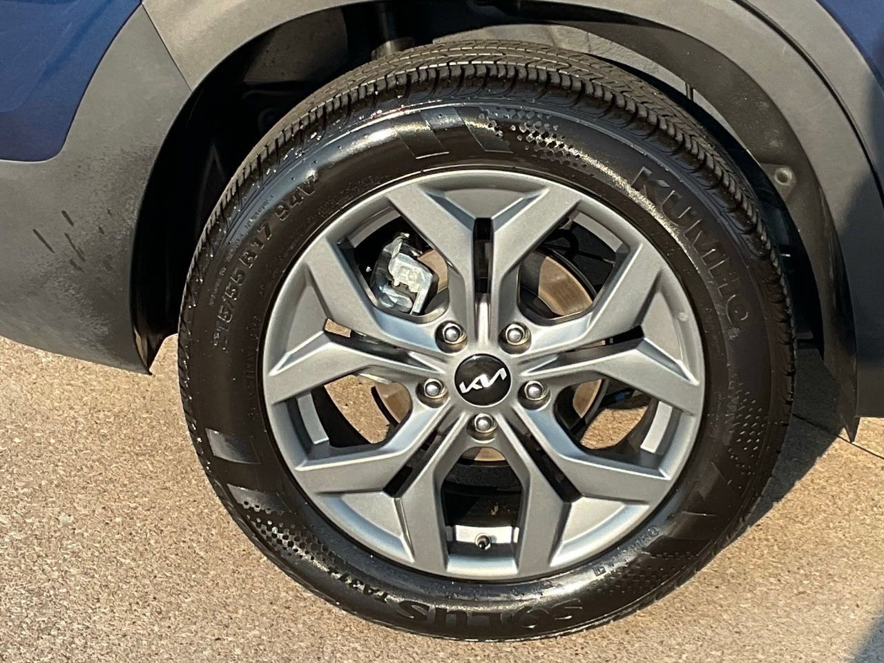 Used 2026 Kia Seltos LX FWD image 7