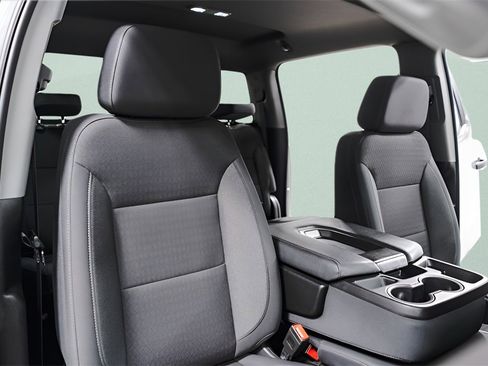 Used 2024 Chevrolet Silverado 1500 Custom image 35