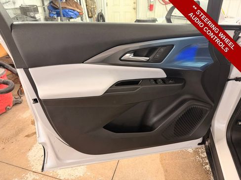 Used 2024 Chevrolet Equinox EV LT w/ LPO, Trailering Package image 13