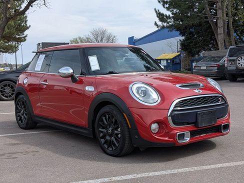Used 2014 MINI Cooper S image 3