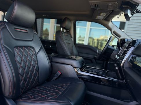 Used 2021 Ford F250 Lariat w/ Lariat Ultimate Package image 13