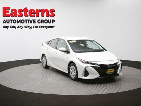 Used 2020 Toyota Prius Prime LE w/ Carpet Mat Package FWD image 51
