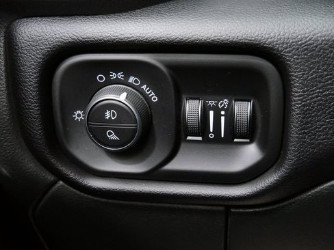 Used 2022 RAM 2500 Laramie image 27