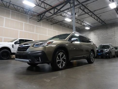 Used 2020 Subaru Outback Touring XT image 2