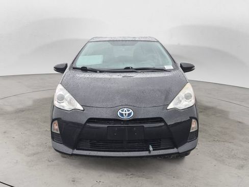 Used 2014 Toyota Prius C One FWD image 2