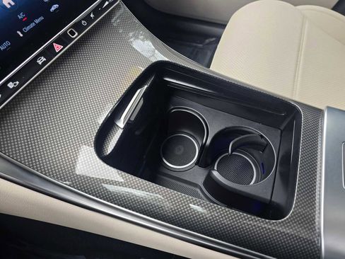 Used 2026 Mercedes-Benz GLC 300 4MATIC image 31