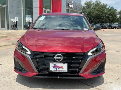 New 2026 Nissan Altima 2.5 SV FWD image 2