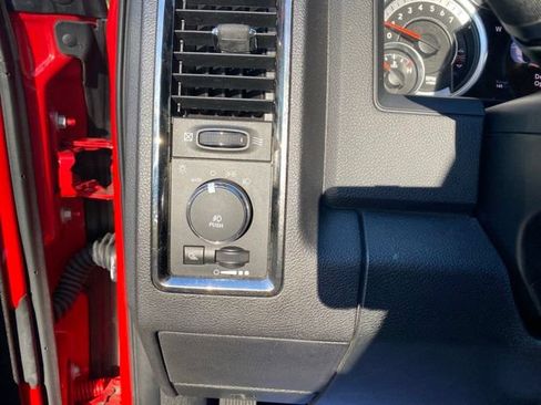 Used 2017 RAM 1500 Sport w/ Convenience Group AWD/4WD image 9