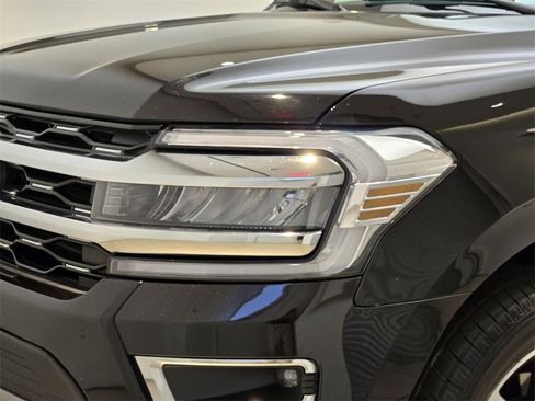 Used 2024 Ford Expedition Max Limited image 6