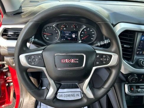 Used 2023 GMC Acadia SLE w/ Driver Convenience Package FWD image 18