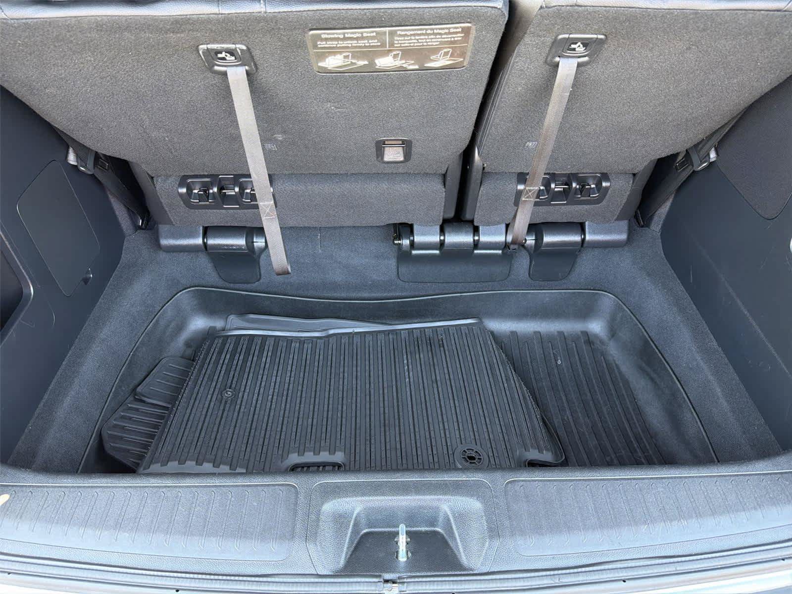 Used 2024 Honda Odyssey Elite image 21