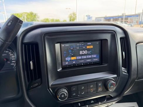 Used 2017 Chevrolet Silverado 1500 W/T w/ Chrome Bumper Package AWD/4WD image 20