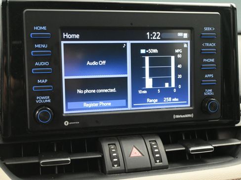 Used 2021 Toyota RAV4 XLE Premium image 28