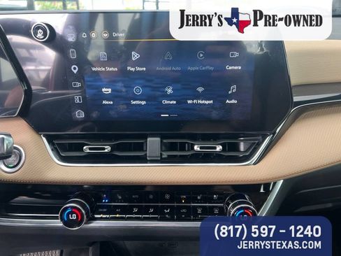Used 2025 Chevrolet Equinox ACTIV w/ Safety and Technology Package FWD image 10