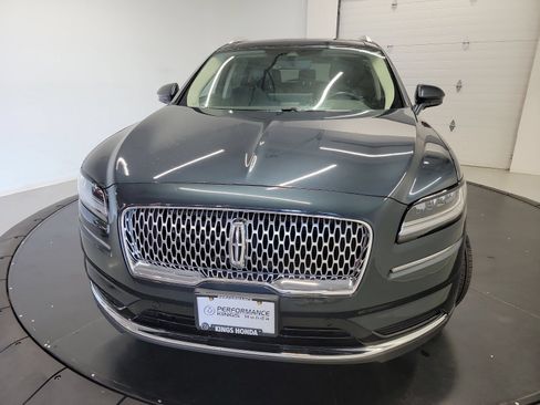 Used 2022 Lincoln Nautilus Reserve w/ Equipment Group 201A AWD/4WD image 2