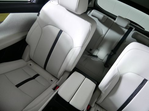 Certified 2026 MAZDA CX-90 3.3 Turbo S w/ Premium Plus image 12